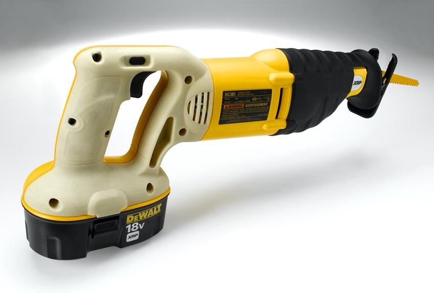 CreativeTools.se - ZPrinter - 3D printed Dewalt Saw